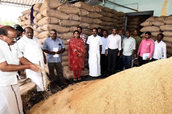 “நெல் மூட்டைகள் தேக்கத்துக்கு மத்திய அரசு தான் காரணம்” – அமைச்சர் சக்கரபாணி