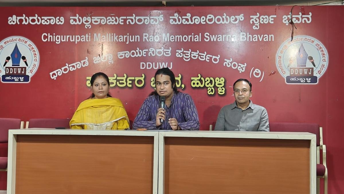 ஹுப்பள்ளியில் நாளை ராஜ்யோத்சவாவை முன்னிட்டு எட்டு வயது சிறுமியின் நடனம்