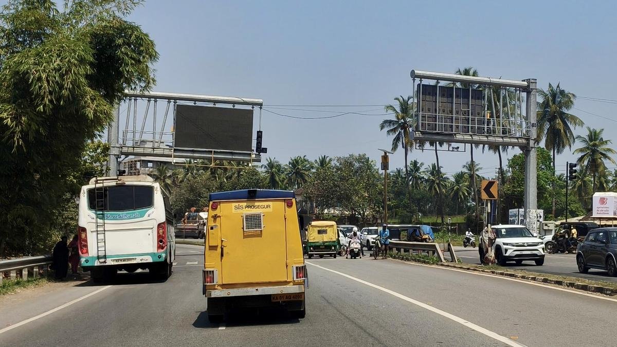 மோசமான நெடுஞ்சாலை பராமரிப்பு விபத்துகளுக்கு வழிவகுத்தால் NHAI அதிகாரிகள், ஒப்பந்ததாரர்கள் மீது சட்டப்படி நடவடிக்கை எடுக்கப்படும் என எம்பி எச்சரித்துள்ளார்